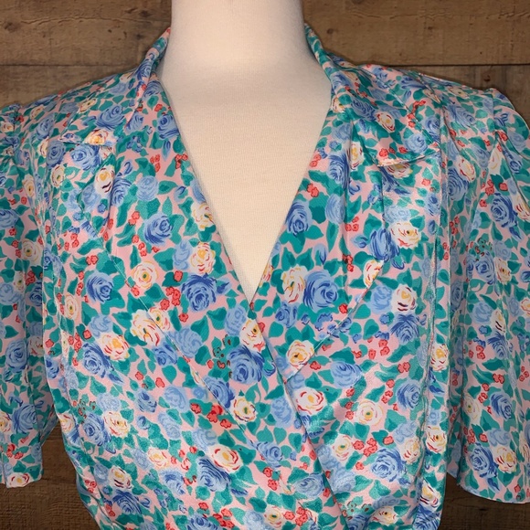 S.L. Fashions | Vintage Floral Print Wrap Blouse - Picture 5 of 8